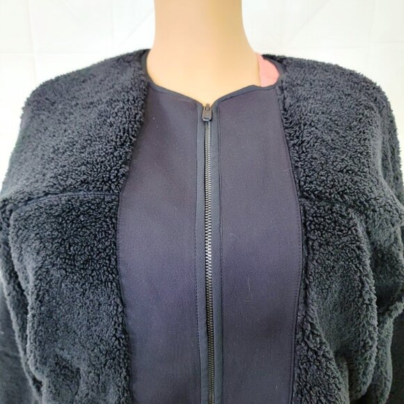 Lululemon Women's Black Collarless Textured Fleece Full Zip Teddy Jacket Size 6 - Picture 3 of 8